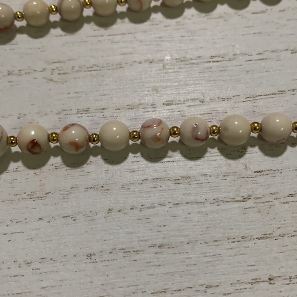 Vintage Necklace - Picture 2 of 5